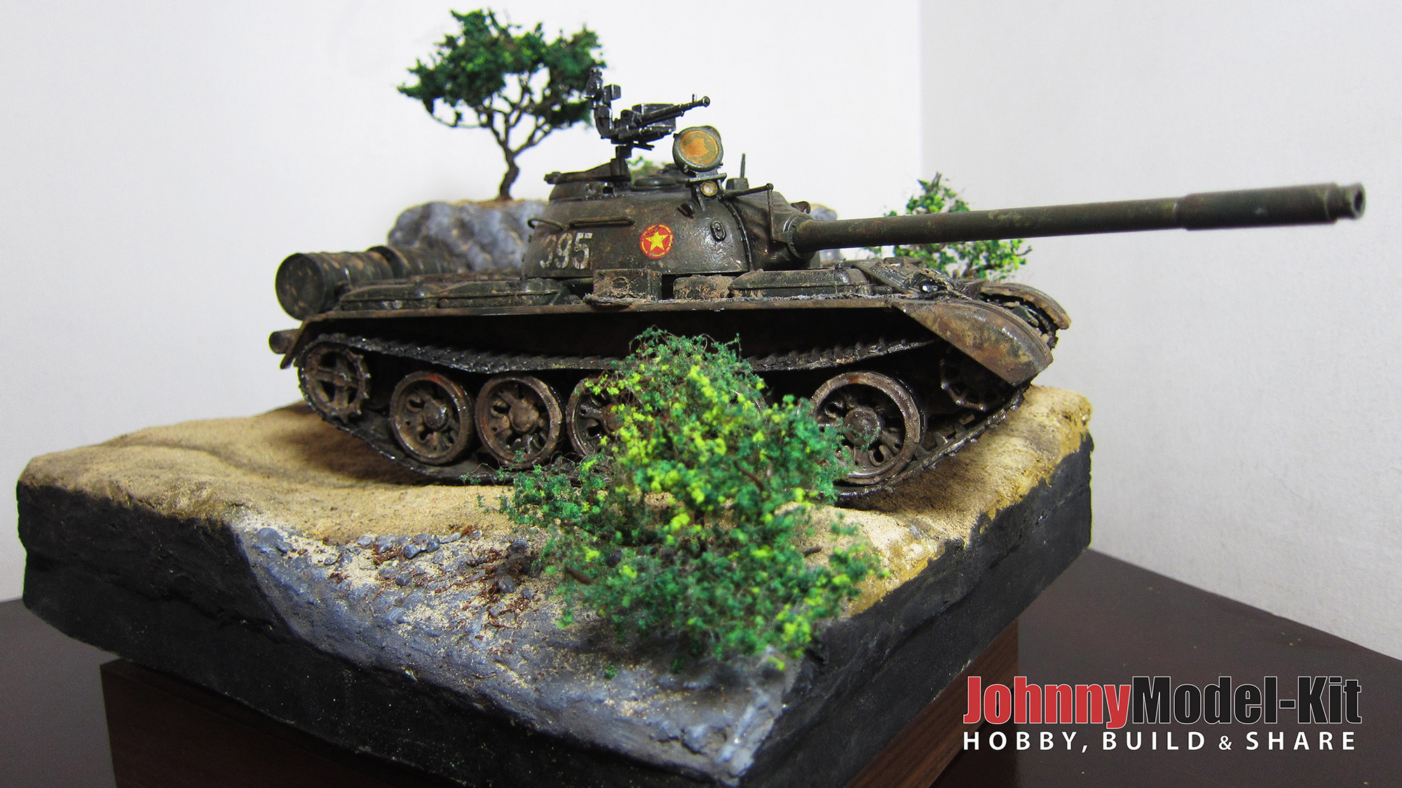 Tank T-54B-01