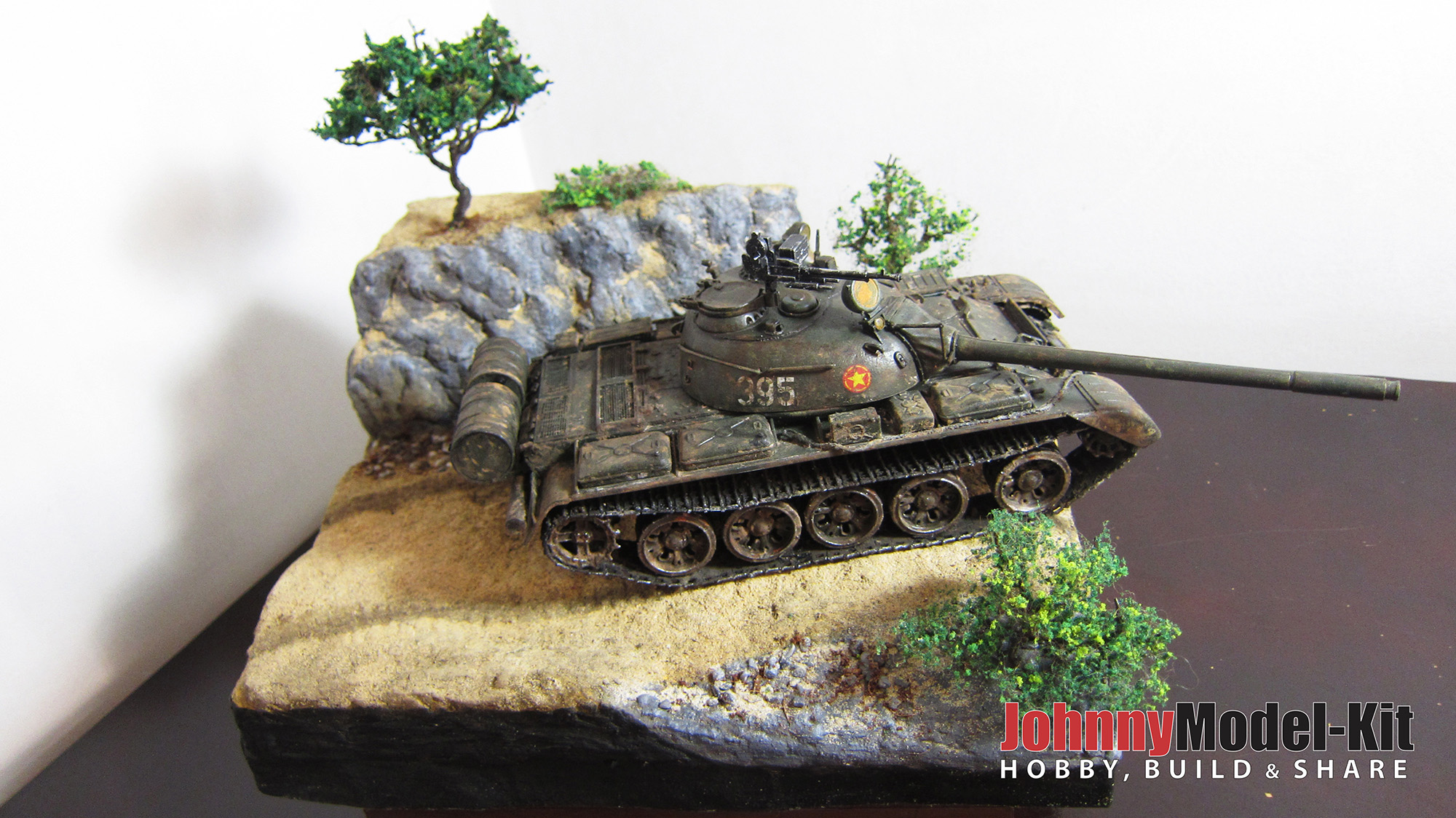 Tank T-54B-09